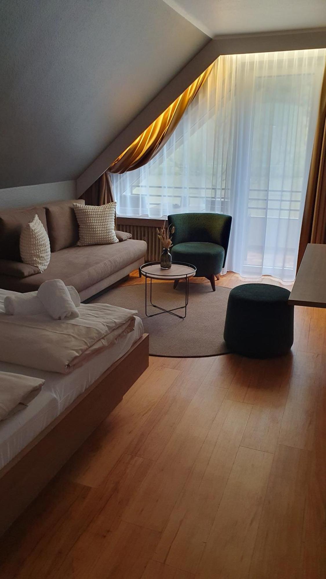 טראבן-טרארבאך Uferdeck - Boutique Hotel מראה חיצוני תמונה